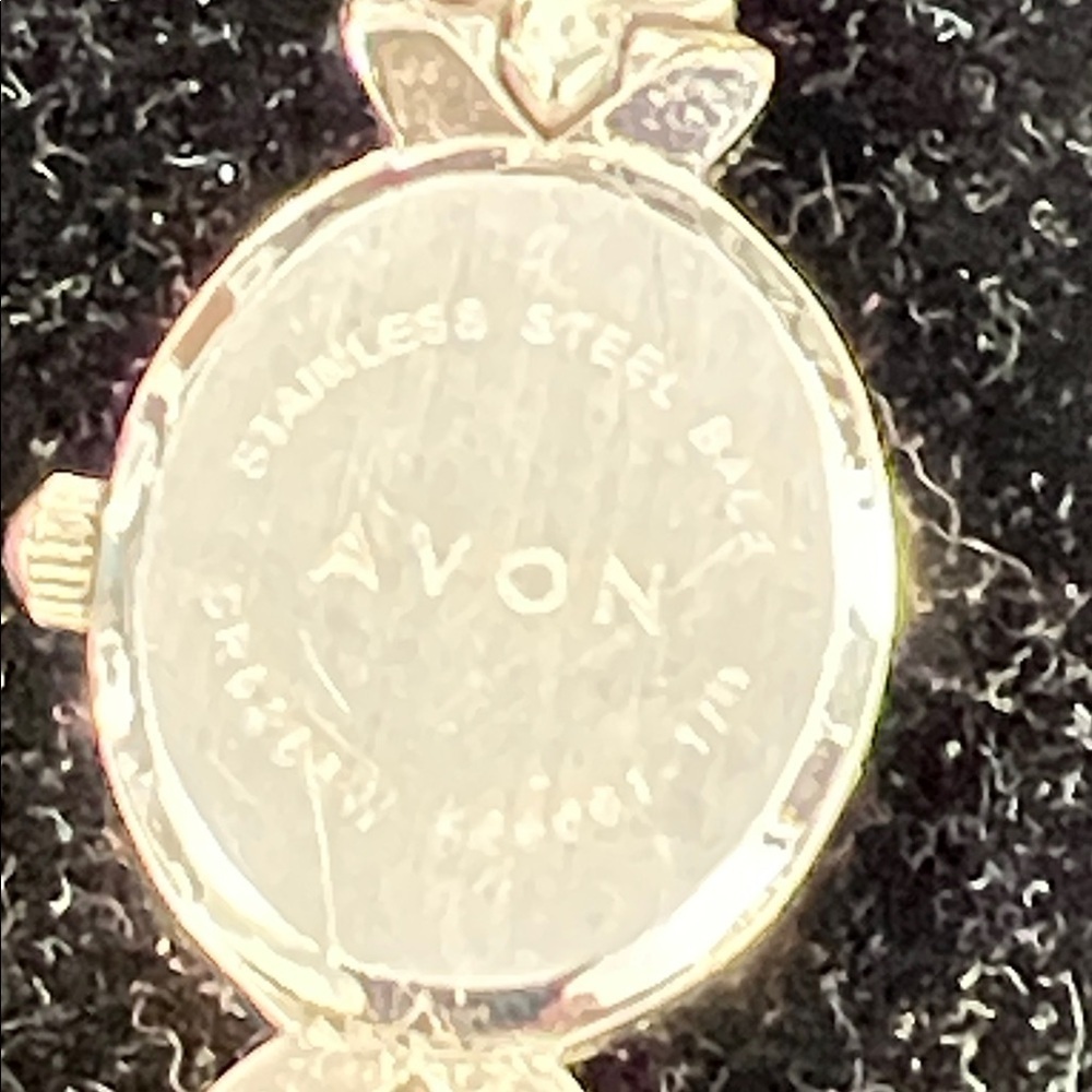 Vintage Avon Silver And Cat Eye Watch View 4